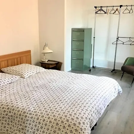 Superbe Loft 100m2 Proche Cathedrale Avec Parking * Reims