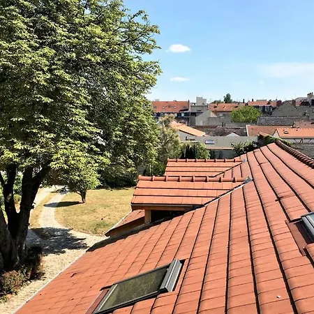 Superbe Loft 100m2 Proche Cathedrale Avec Parking * Reims