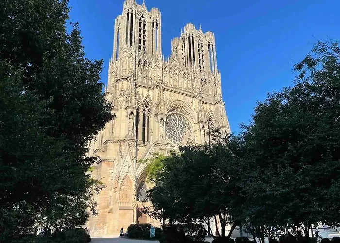Lejlighed Superbe Loft 100m2 Proche Cathedrale Avec Parking Reims