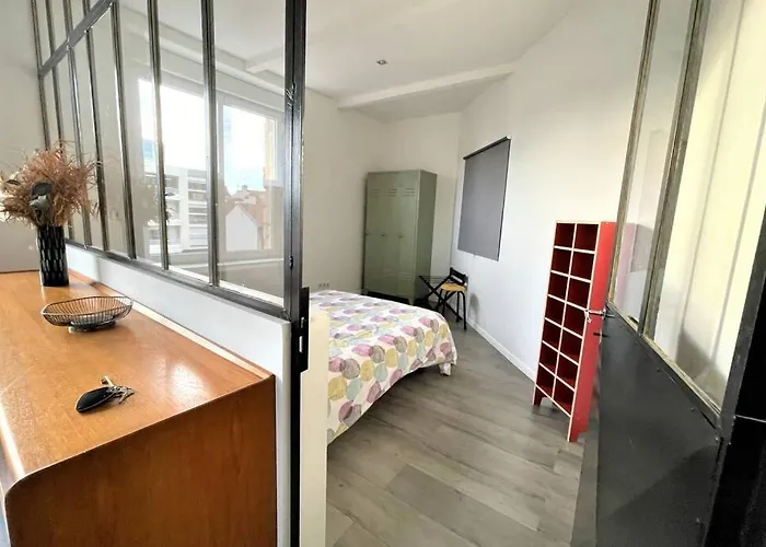 Superbe Loft 100m2 Proche Cathedrale Avec Parking Lejlighed