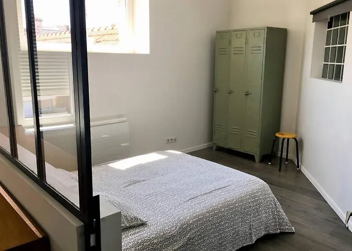 Superbe Loft 100m2 Proche Cathedrale Avec Parking * Reims