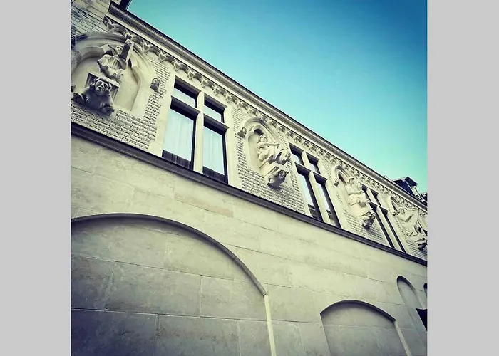 Lejlighed Superbe Loft 100m2 Proche Cathedrale Avec Parking *